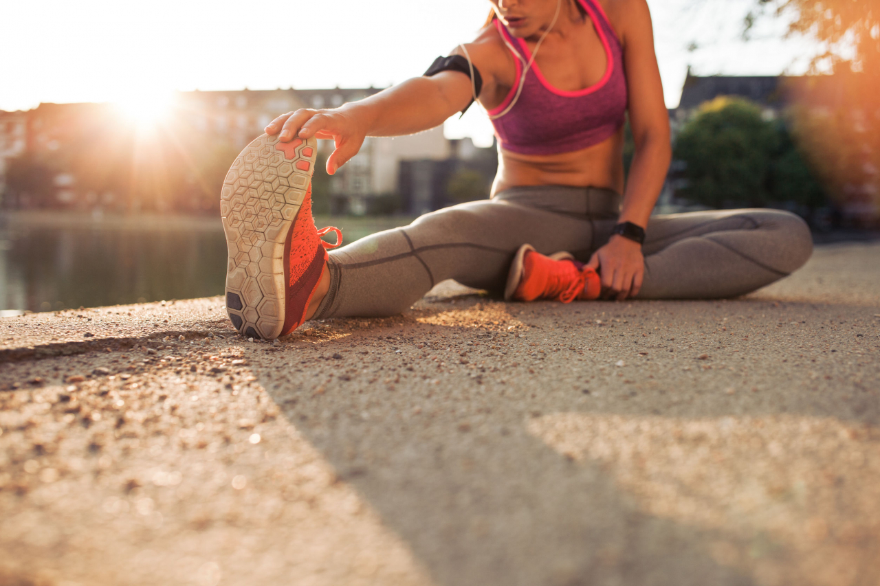跑步或做任何會用到膝蓋的活動前應做最少5分鐘的熱身和伸展運動