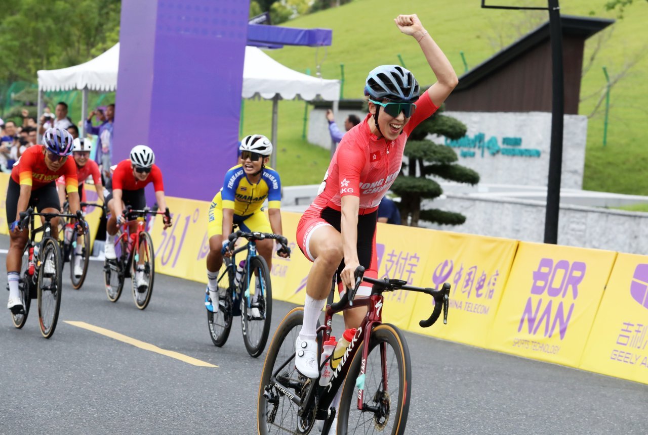 楊倩玉獲得女子公路單車賽金牌