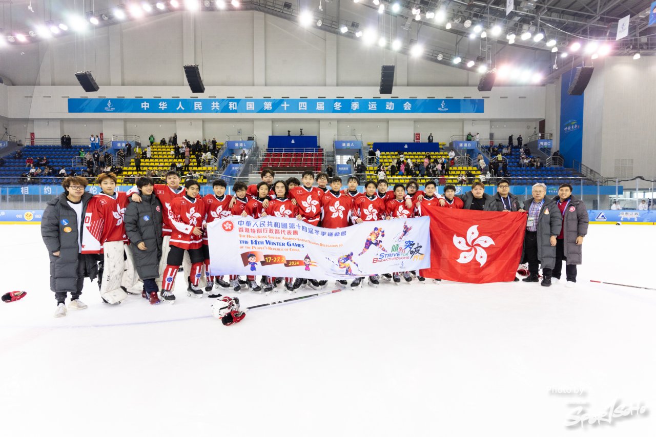 香港冰球隊戰勝四川