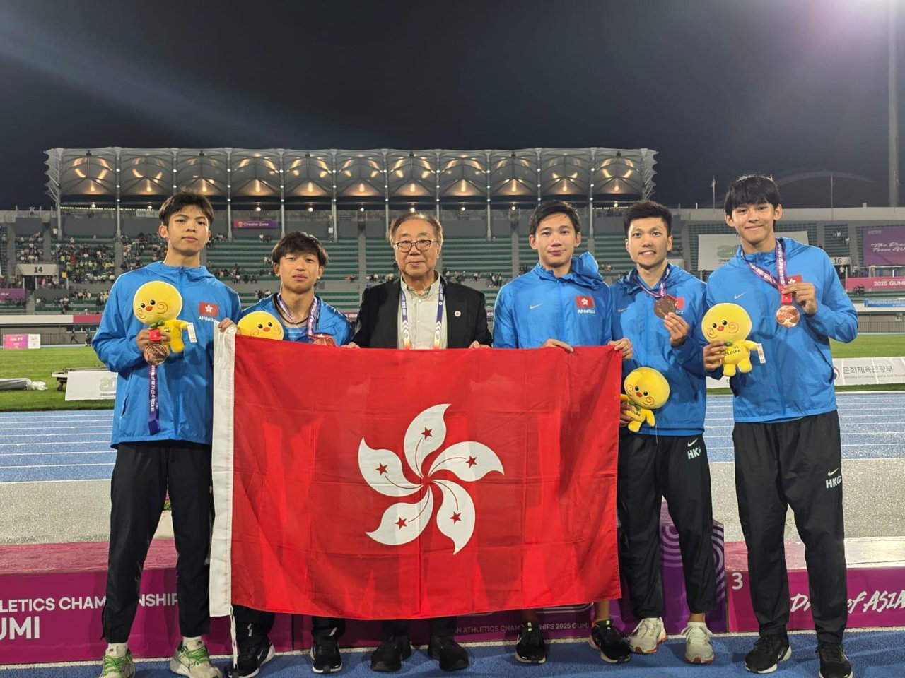 男子接力相隔七年奪銅 女子接力打破香港紀錄