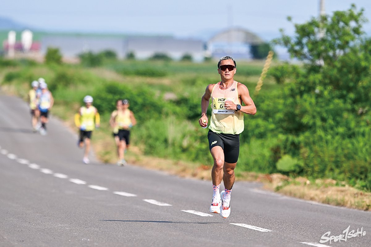 日本北海道佐呂間湖100公里超級馬拉松 阿歹3”53配速奪冠｜跑去邊度