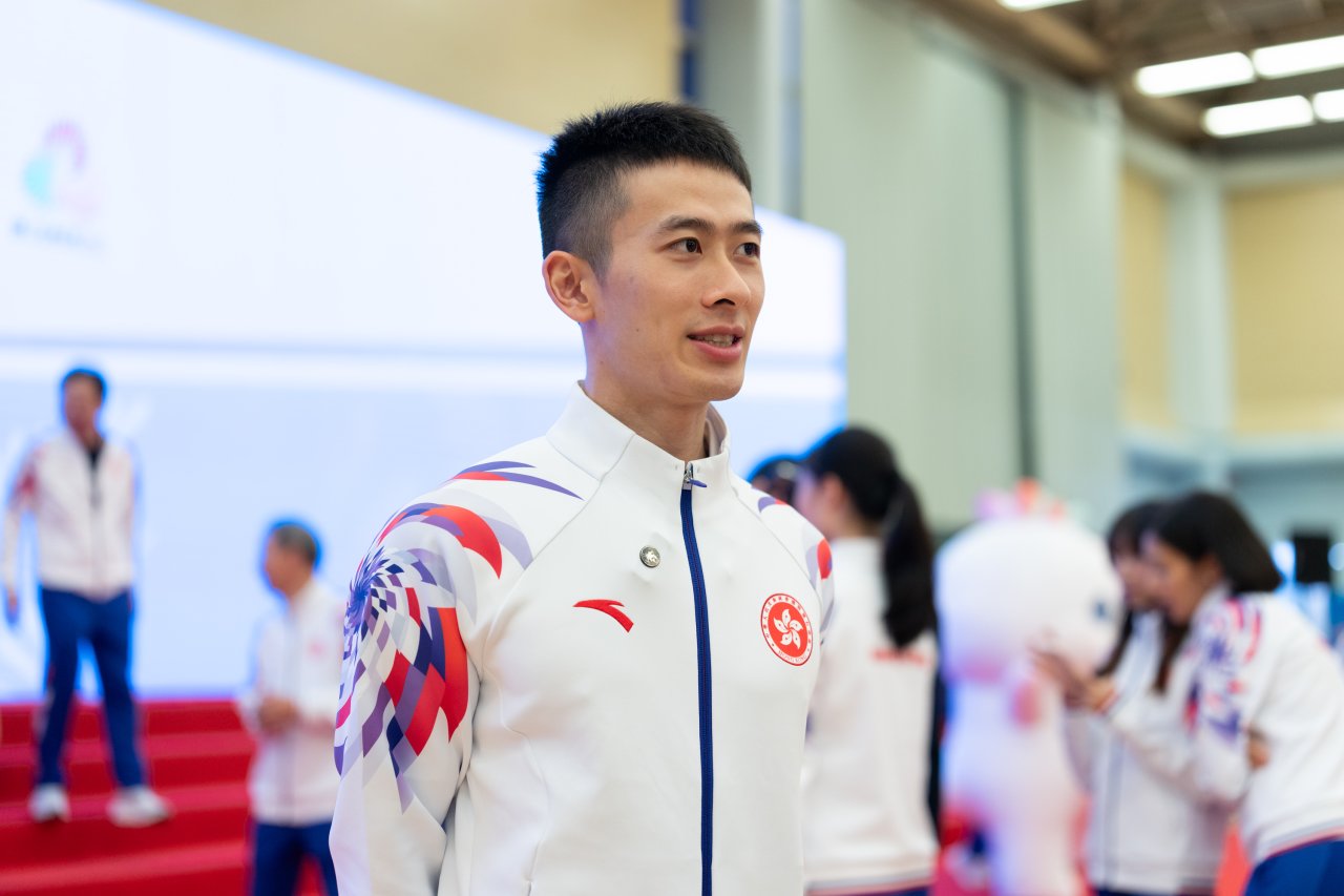 【第十五屆全國運動會】香港特別行政區代表團授旗儀式 1800人主場出撃.jpg