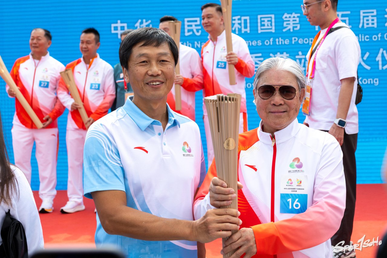 【第十五屆全國運動會】全運會50位港區代表參與火炬傳遞 佘繕妡啟德點燃火盤