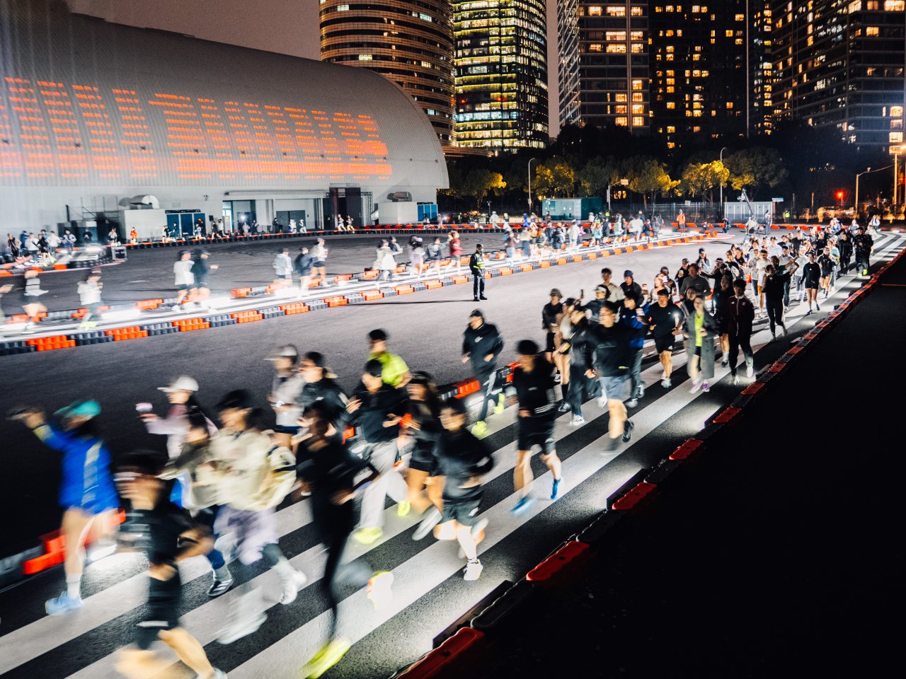 一場跨越界限的運動文化活動 adidas ADIZERO EVO SL競速實驗場