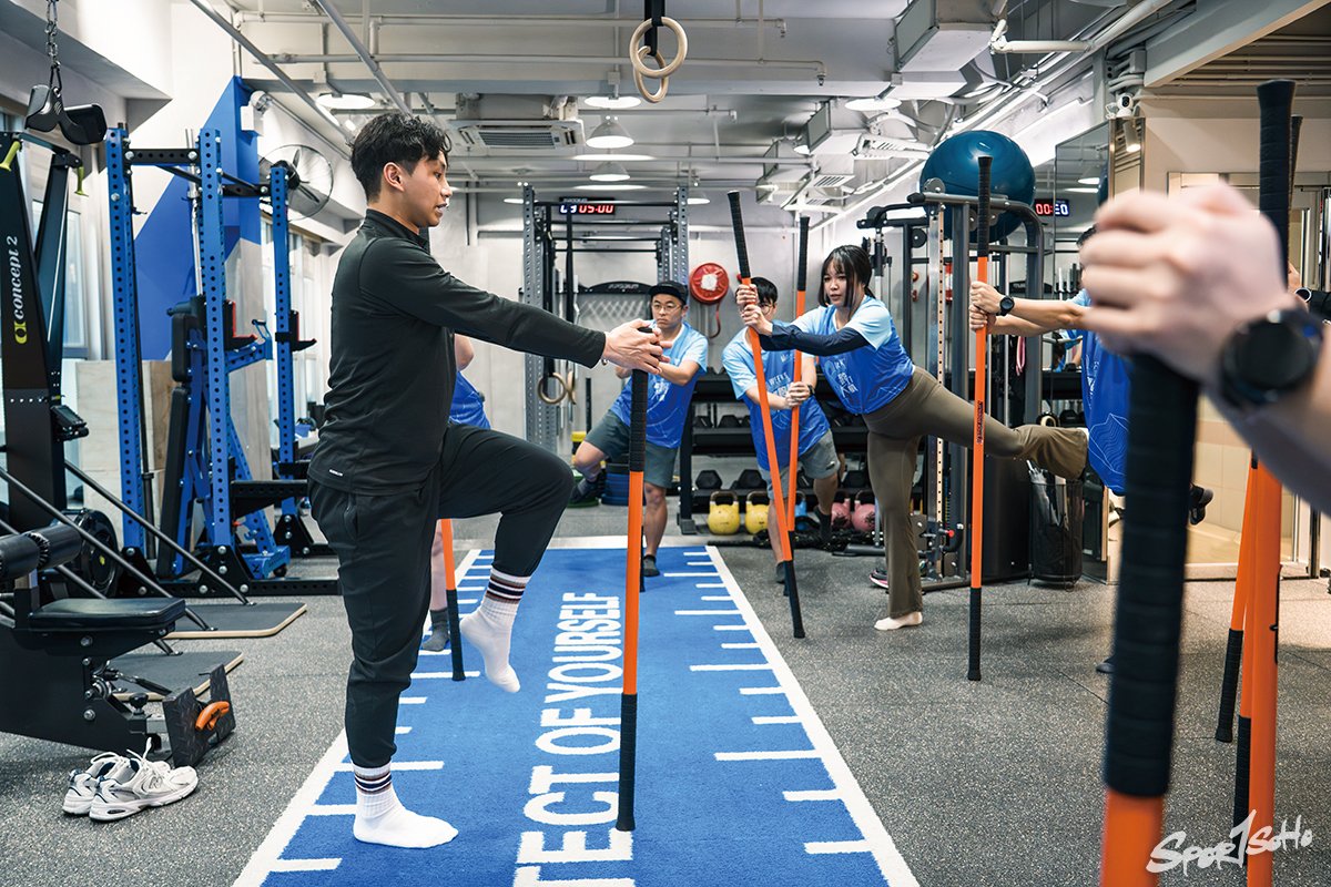【Cover Story】Challenge to Change 賽馬會好動城市計劃 8WEEKS越跑越FIT大作戰.jpg