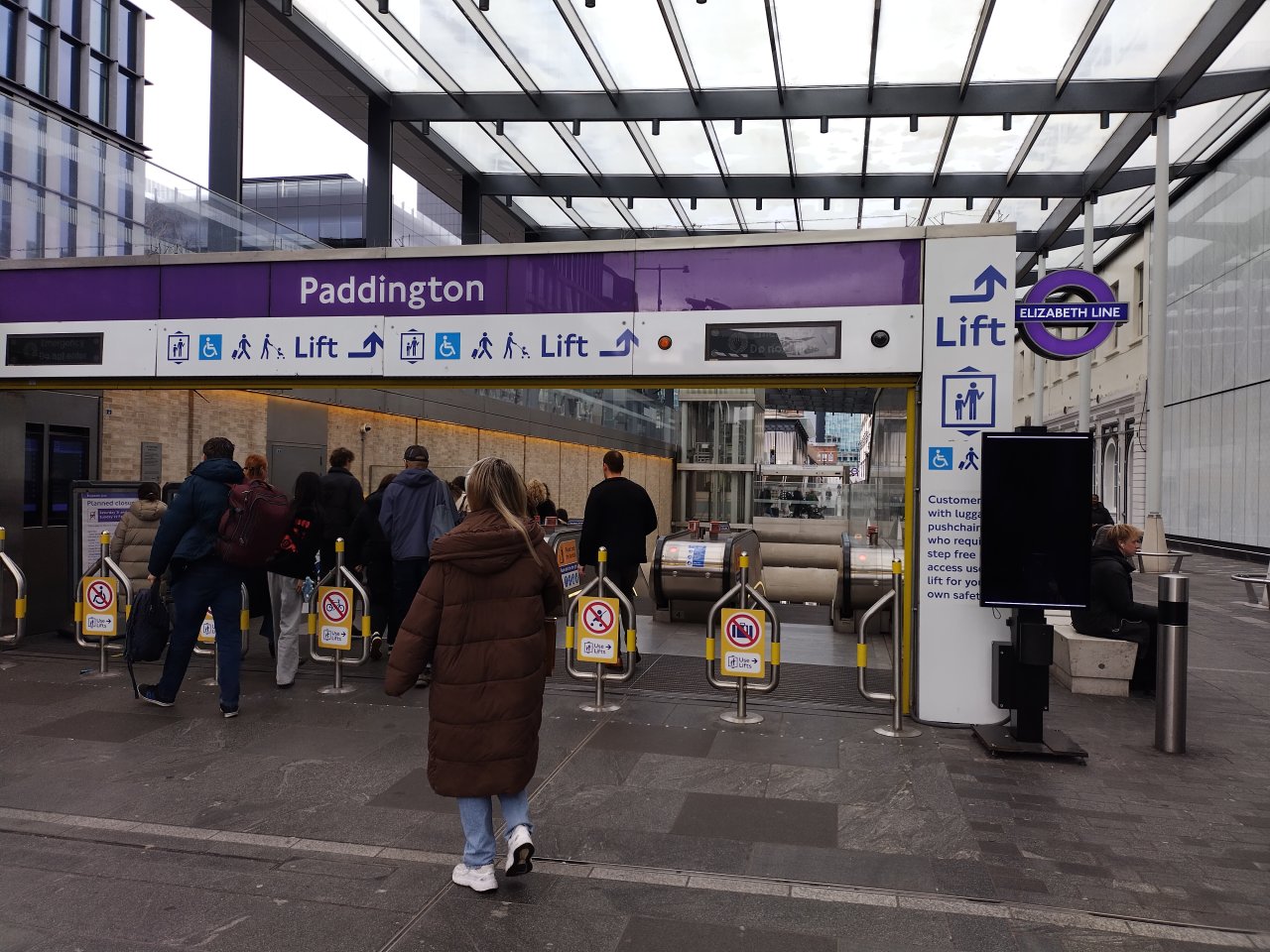 跑遊倫敦伊利沙伯鐵路線｜Let's Run UK跑馬去英國.jpg