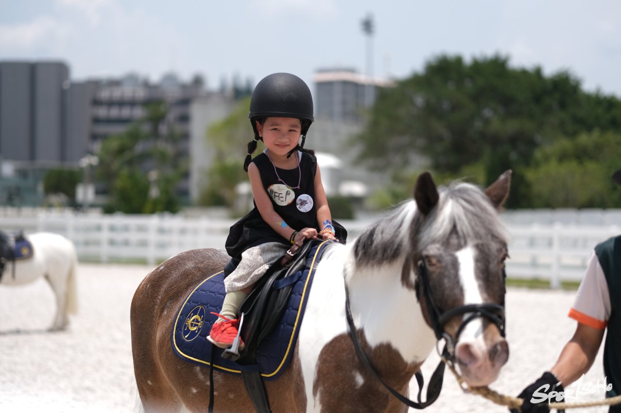 彭福公園「小馬大本營」為香港馬術培訓小馬迷 傳承奧運精神