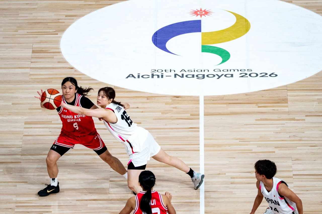 女子籃球港隊小組賽首場對日本隊