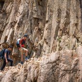 兩個行山KOL兩種態度–慢活感受山野vs快樂打卡指南︱YAMA嗲